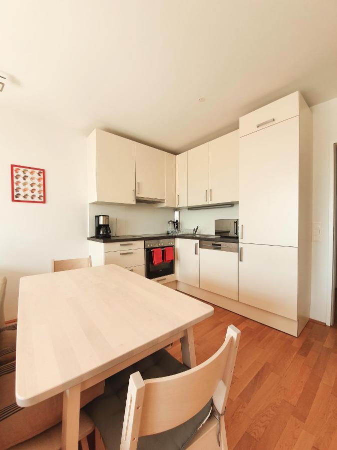 Near Lake Two Bedroom Fully Furnished Apartment Wien Exteriör bild